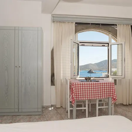 Captain Manos Apartament *